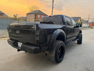 2017 Ford F-150 XIII, чёрный, 5450000 рублей, вид 3