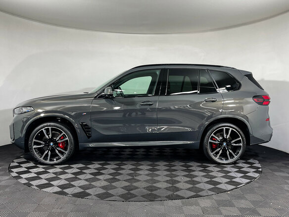 2026 BMW X5 40i IV (G05/G18) Рестайлинг, серый, 16500000 рублей - вид 5