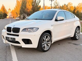2011 BMW X6 M I (E71), белый, 3490000 рублей, вид 1