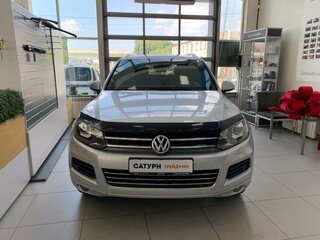 2012 Volkswagen Touareg II, серебристый, 1720000 рублей, вид 3