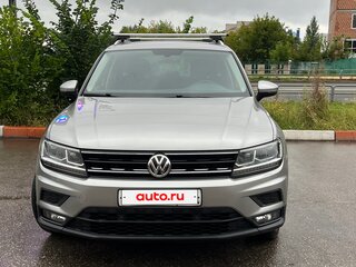 2018 Volkswagen Tiguan II, серебристый, 2800000 рублей, вид 2