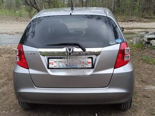 2011 Honda Fit II, серый, 730000 рублей, вид 4