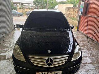 2007 Mercedes-Benz B-Класс 170 I (W245), чёрный, 500000 рублей, вид 3