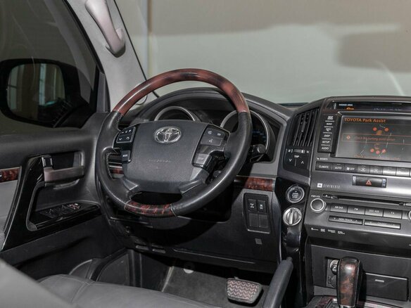 2010 Toyota Land Cruiser 200 Series, серый, 2700000 рублей - вид 28
