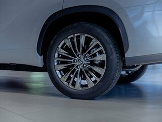 2026 Toyota Highlander IV (XU70), белый, 5690000 рублей, вид 4
