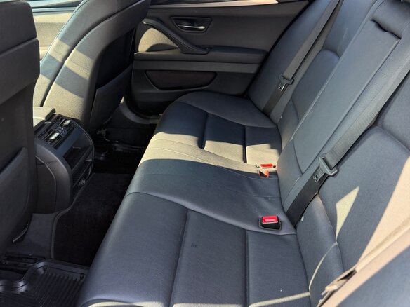 2012 BMW 5 серии 520i VI (F10/F11/F07), чёрный, 1690000 рублей - вид 20