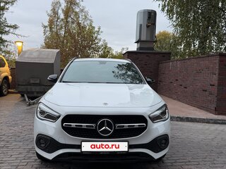 2020 Mercedes-Benz GLA 200 II (H247), белый, 3100000 рублей, вид 1
