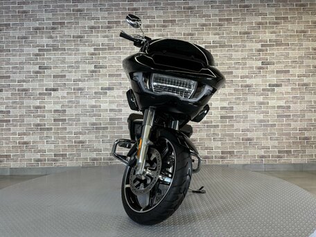 2024 Harley-Davidson Road Glide, чёрный, 3100000 рублей, вид 5