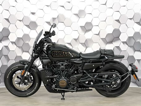2021 Harley-Davidson Sportster S, чёрный, 1399000 рублей, вид 4