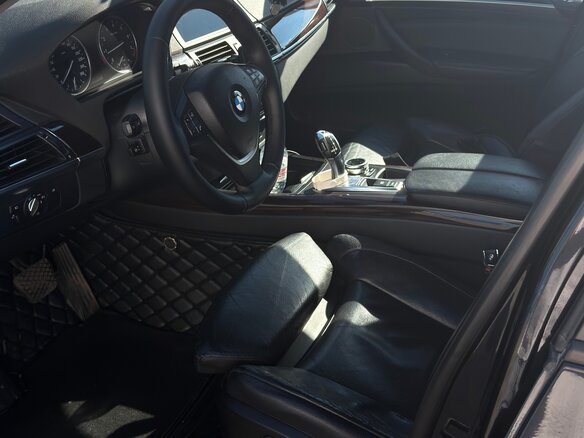 2010 BMW X5 30i II (E70), чёрный, 1650000 рублей - вид 6