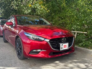 2018 Mazda Axela III Рестайлинг, красный, 1620000 рублей, вид 2