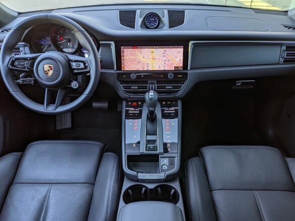 2024 Porsche Macan I Рестайлинг 2, синий, 13000000 рублей - вид 10