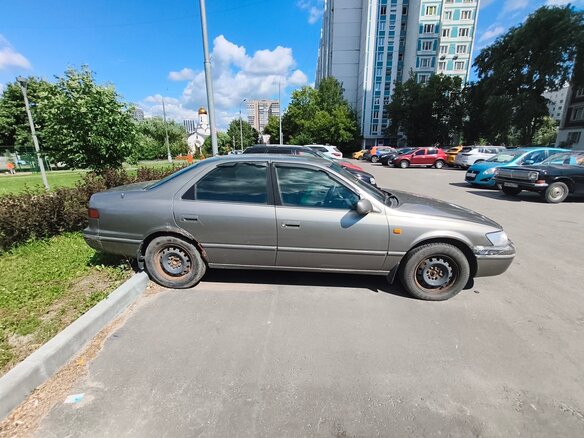 1998 Toyota Camry IV (XV20), серый, 140000 рублей - вид 1