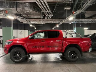 2018 Toyota Hilux VIII, красный, 5500000 рублей, вид 4