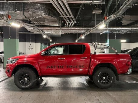2018 Toyota Hilux VIII, красный, 5500000 рублей, вид 4