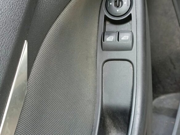 2012 Ford Focus III, белый, 425000 рублей - вид 8