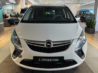 2013 Opel Zafira C, белый, 1240000 рублей, вид 2