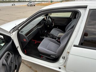 1998 Nissan Bluebird XI (U14), белый, 380000 рублей, вид 5