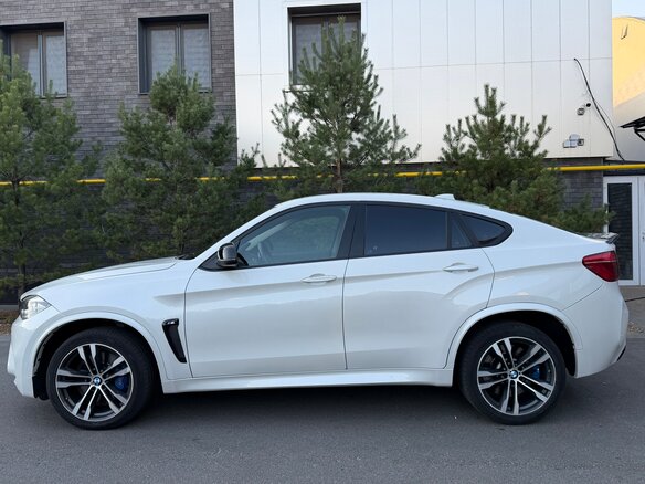 2015 BMW X6 30d II (F16), белый, 3380000 рублей - вид 5