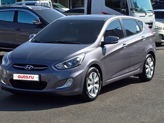 2018 Hyundai Accent IV, серебристый, 1450000 рублей, вид 1