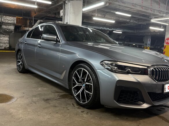2020 BMW 5 серии 520d VII (G30/G31/G38) Рестайлинг, серый, 4400000 рублей - вид 1