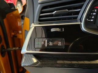 2019 Audi Q8 55 TFSI I (4M), оранжевый, 5406000 рублей, вид 5