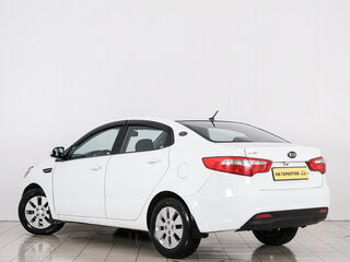 2012 Kia Rio 5-speed III, белый, 799000 рублей, вид 4