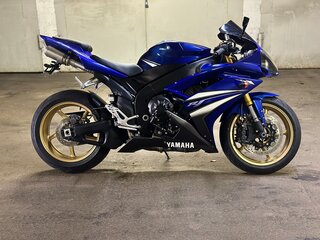 2007 Yamaha YZF-R1, синий, 760000 рублей, вид 2