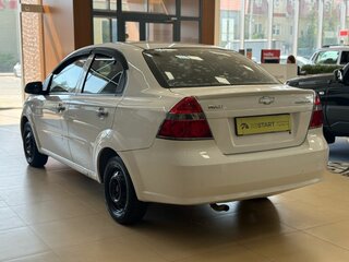2007 Chevrolet Aveo I Рестайлинг, белый, 250000 рублей, вид 3