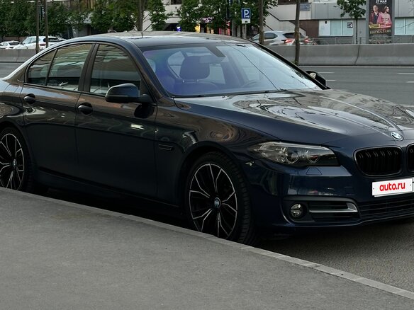 2015 BMW 5 серии 520i VI (F10/F11/F07) Рестайлинг, синий, 2000000 рублей - вид 2