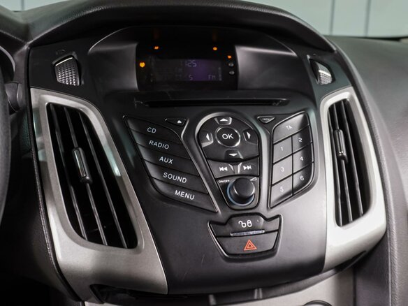 2012 Ford Focus III, серый - вид 12