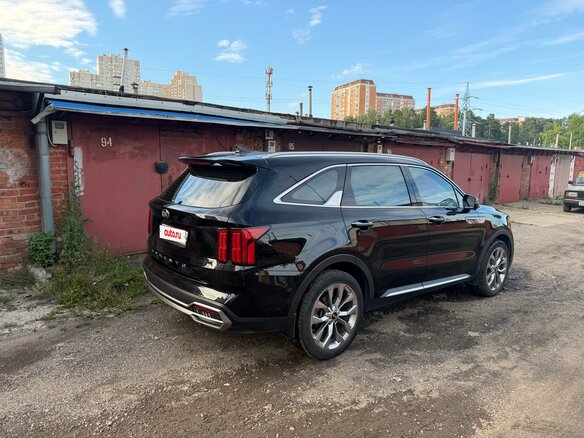 2020 Kia Sorento IV, чёрный, 2680000 рублей - вид 3