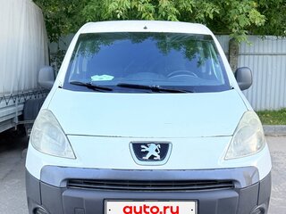 2011 Peugeot Partner II, белый, 700000 рублей, вид 1