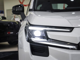 2026 Toyota RAV4 VI (XA60), белый, 4450000 рублей, вид 3