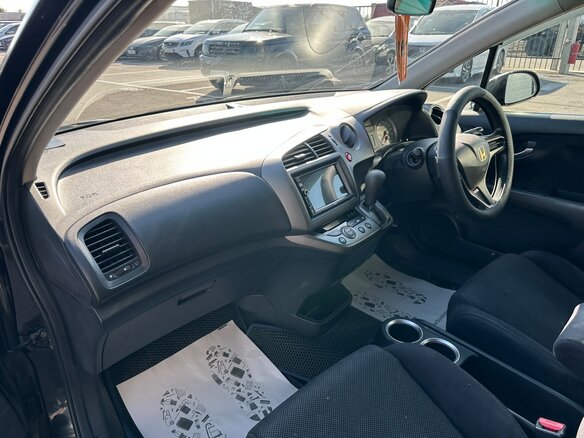 2007 Honda Stream II, чёрный - вид 13