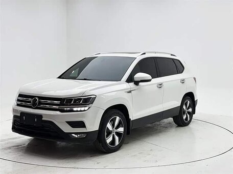 Volkswagen Tharu I