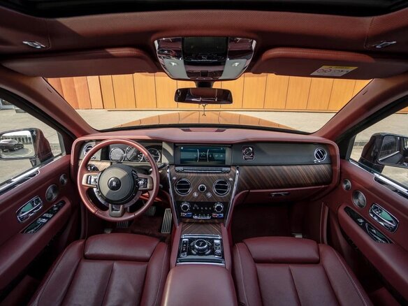 2021 Rolls-Royce Cullinan I (Series I), чёрный, 38000000 рублей - вид 7