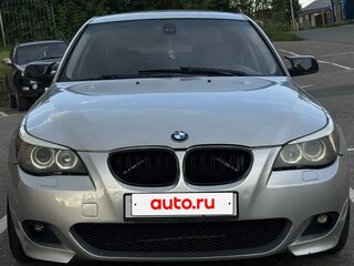2003 BMW 5 серии 520i V (E60/E61), серебристый, 1200000 рублей, вид 2