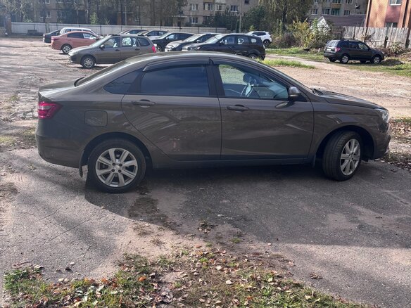 2022 Lada (ВАЗ) Vesta I, серый, 1400000 рублей - вид 3