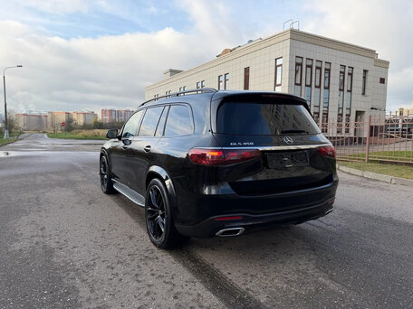2025 Mercedes-Benz GLS 450 II (X167) Рестайлинг, чёрный, 15760000 рублей, вид 3