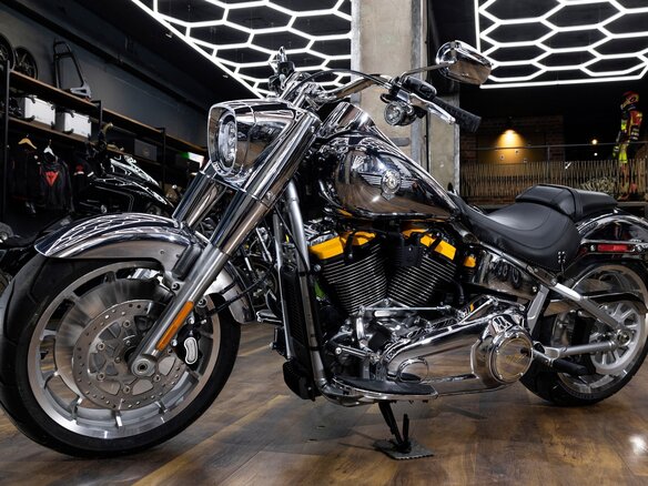 2026 Harley-Davidson Fat Boy, чёрный, 3290000 рублей - вид 5