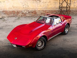 1985 Chevrolet Corvette C4, красный, 3400000 рублей, вид 1