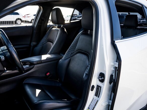 2020 Lexus UX 200 I, белый, 2700000 рублей - вид 22