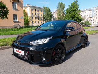 2020 Toyota Yaris IV, чёрный, 4800000 рублей, вид 5