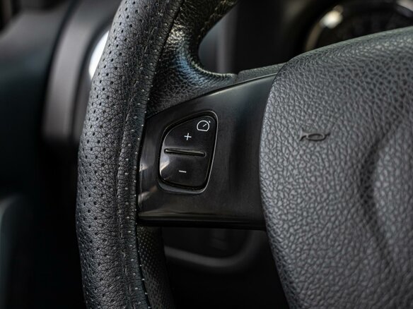 2015 Renault Logan II, бежевый, 740000 рублей - вид 13