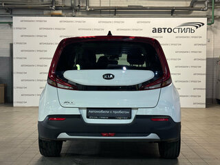 2021 Kia Soul III, белый, 1639000 рублей, вид 4