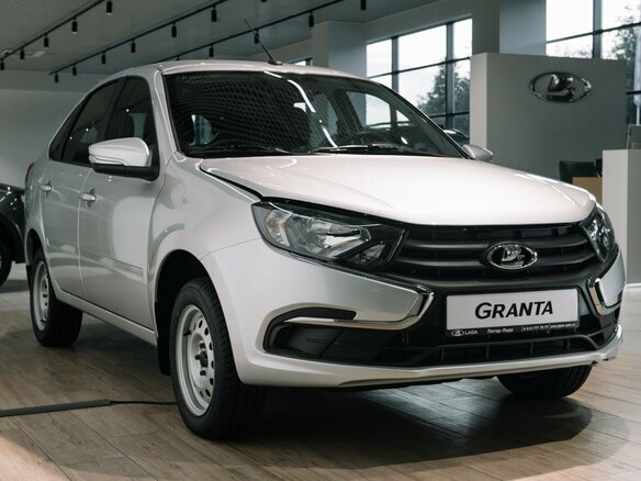 2026 Lada (ВАЗ) Granta I Рестайлинг, серебристый, 1151000 рублей - вид 3