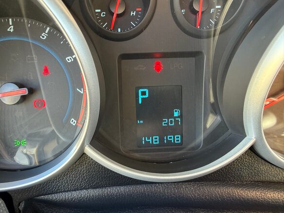 2014 Chevrolet Cruze I Рестайлинг, белый - вид 9