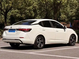 2023 Nissan Sylphy IV (B18), белый, 1150000 рублей, вид 4