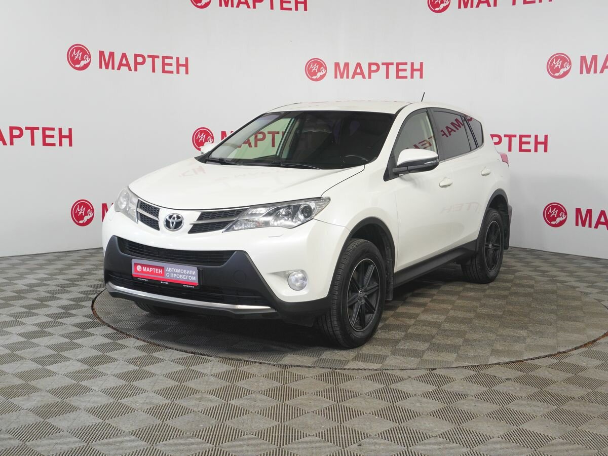 Открыть фотографии: Toyota RAV4 IV (XA40)